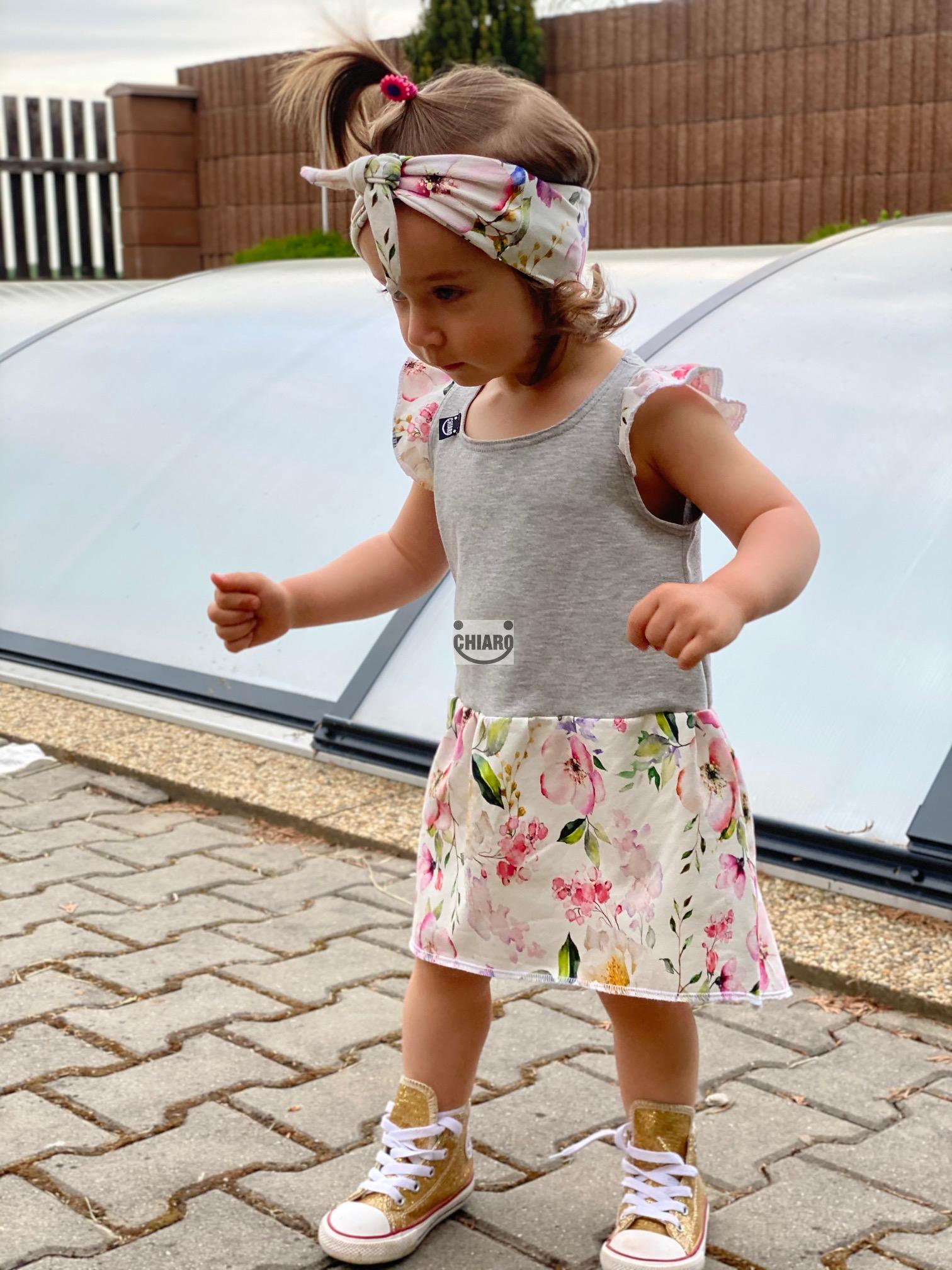 Stylové šaty Jabloňový květ